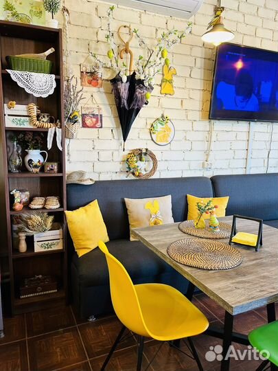 Администратор в кафе