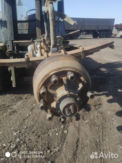 Ось на полуприцеп L1