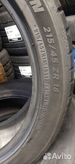 Michelin Pilot Sport 5 215/45 R18 93Y