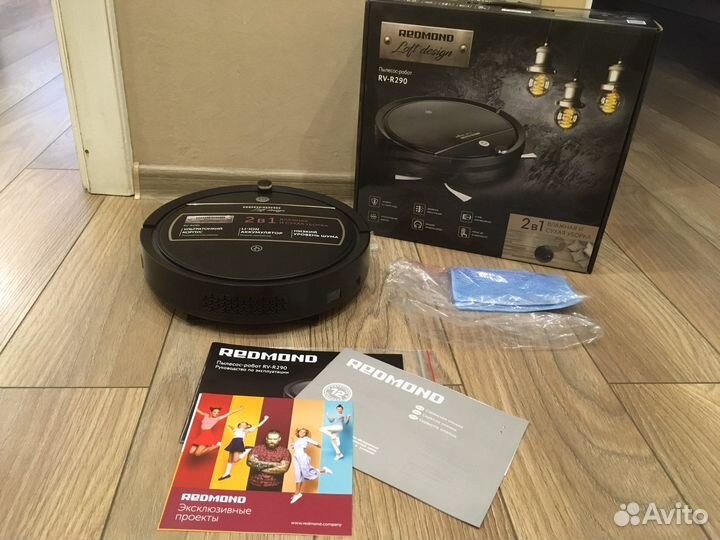 Робот пылесос Redmond rv-r290