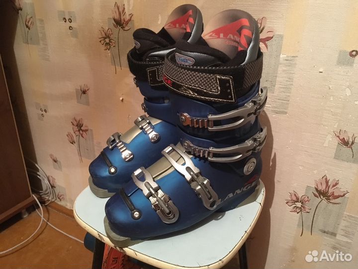 Горнолыжные ботинки Lange