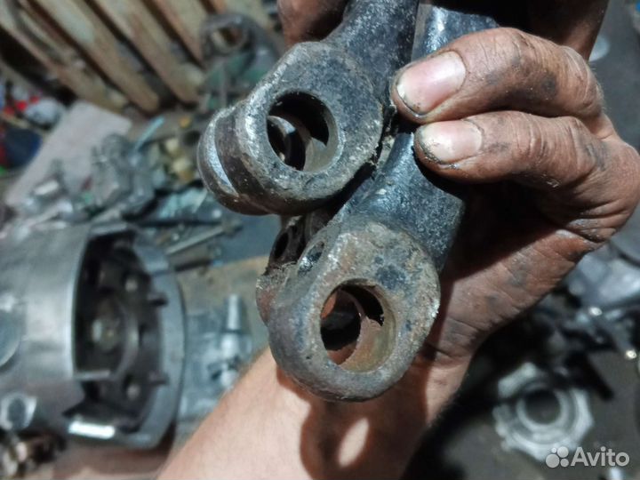 Кикстартер мотоцикла Урал