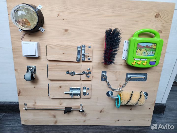 Бизиборд за шоколадку