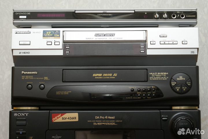 Видеомагнитофоны и DVD исправные и под ремонт