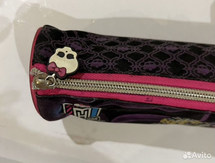 Monster high / пенал
