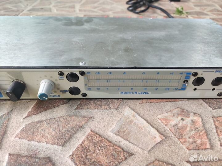 Коммутатор Furman SRM 80