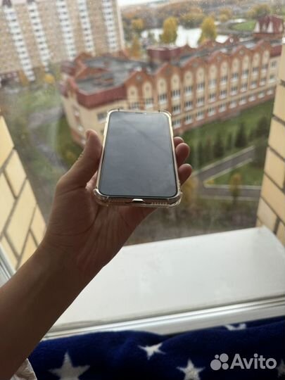 iPhone Xs, 64 ГБ