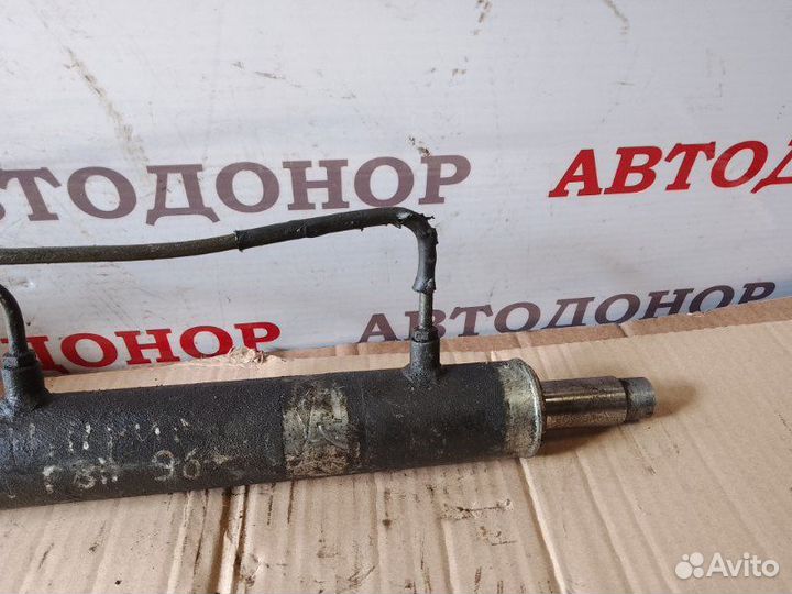 Рулевая рейка Nissan Primera P10 2.0 1996