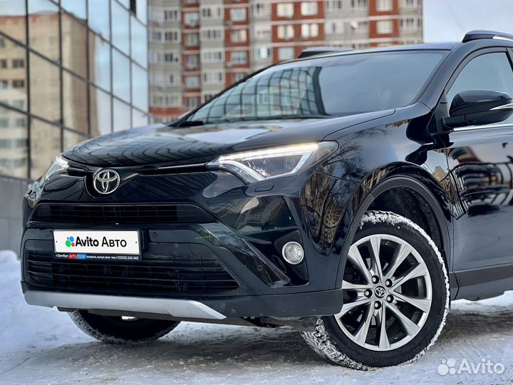 Toyota RAV4 2.2 AT, 2018, 87 268 км