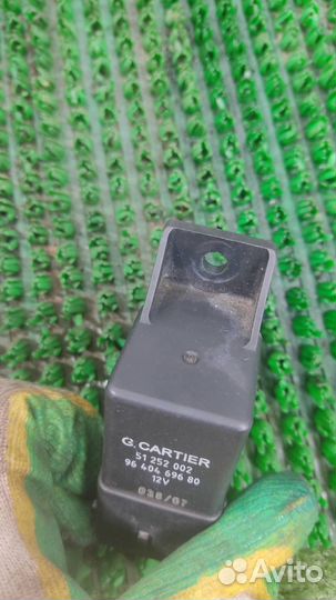 Реле свечей накала Citroen C-Crosser 2007