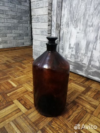 Бутылка стеклянная 20 литров