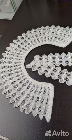 Кружевной воротник с манжетами комплект