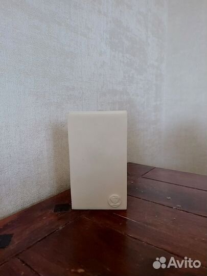 Держатели для книг