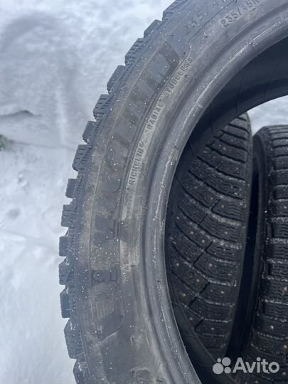 Michelin X-Ice North 4 235/45 R18 98T