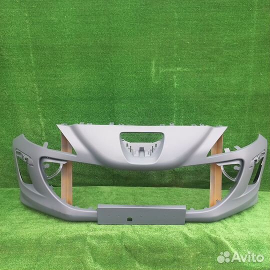 Бампер передний peugeot 308 дорестайлинг