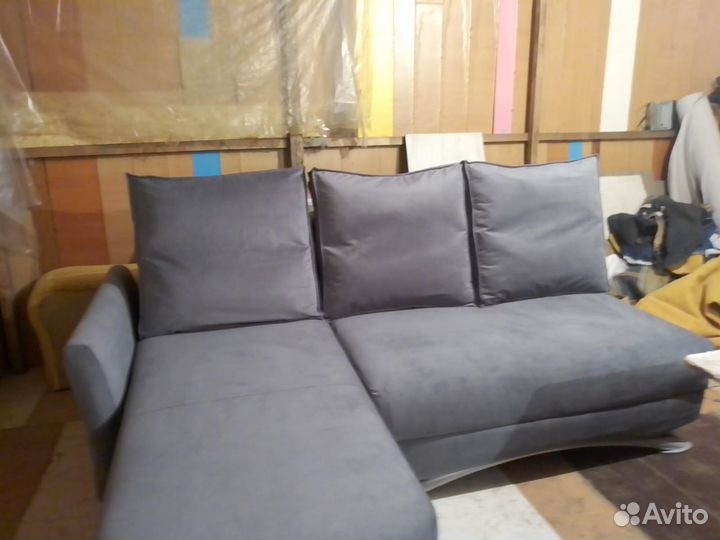 Перетяжка мягкой мебели