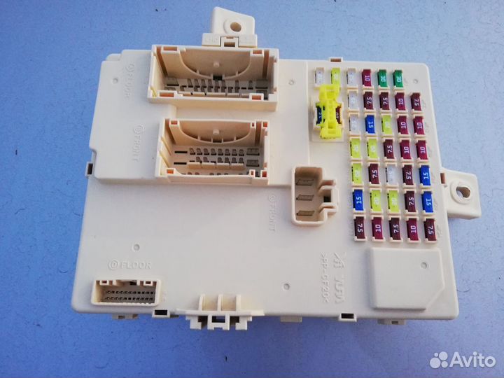 Блок предохранителей салона Hyundai Sonata 6