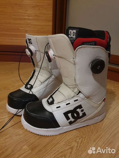Ботинки для сноуборда DC размер 41-43