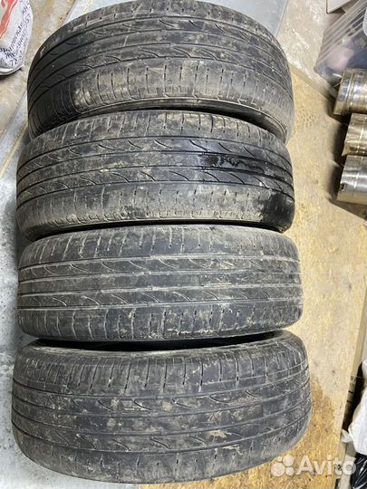 Bridgestone Dueler H/P 215/65 R17 99V