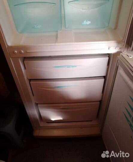 Холодильник stinol