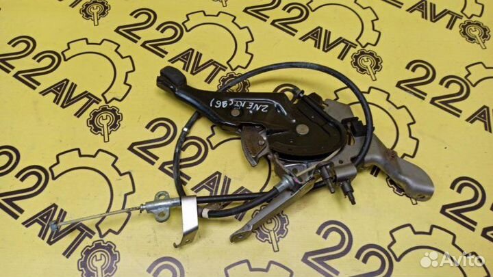 Педаль ручника Toyota Wish ZNE10 1ZZ-FE 04.2006