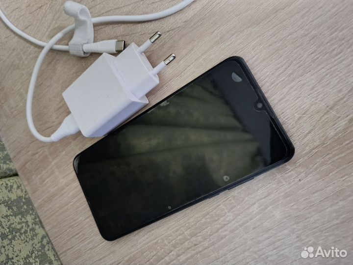 HONOR 20 Lite (RU), 4/128 ГБ