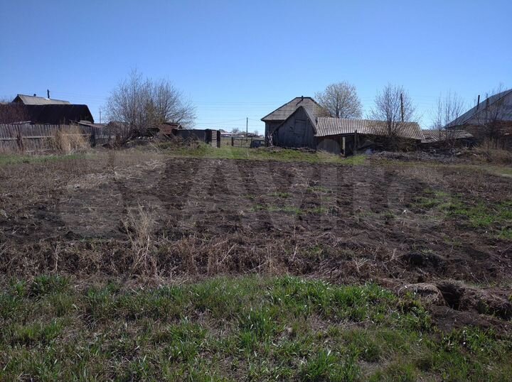 Дом 25 м² на участке 26 сот.