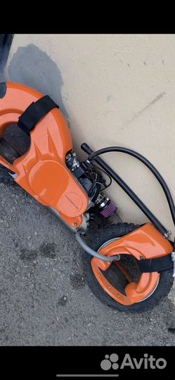 Бензиновый скейт Porsche