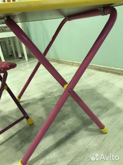 Детский стол и стульчик