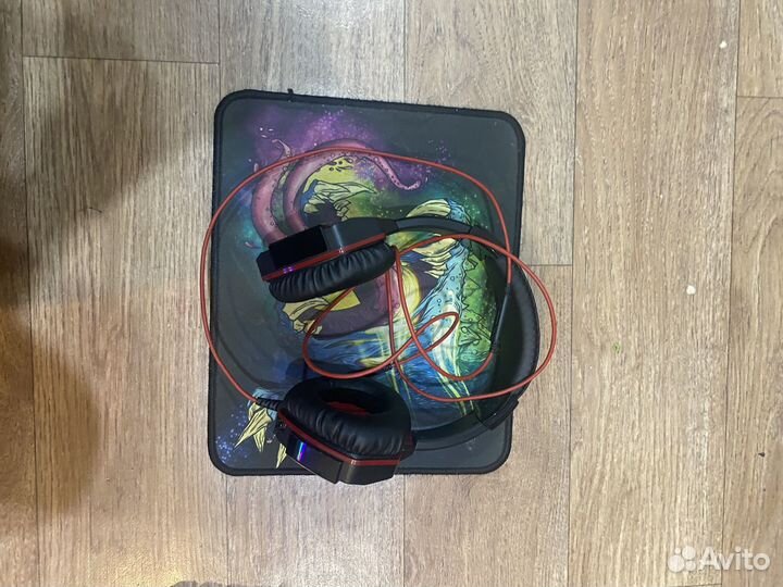 Игровой набор клавиатура, мышь, коврик и наушники