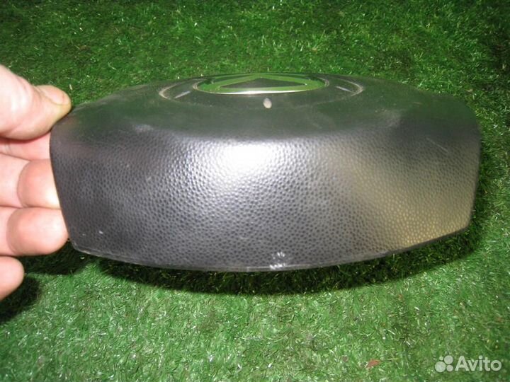 Подушка безопасности в руль Mazda 3 (BK) 2004