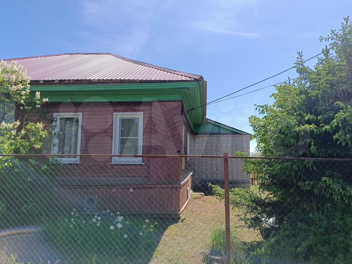 Дом 52 м² на участке 3 сот.