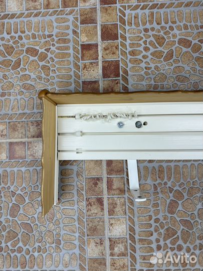 Гардина для штор настенная