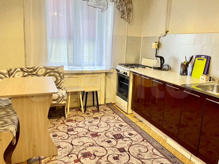 1-к. квартира, 35 м², 1/4 эт.