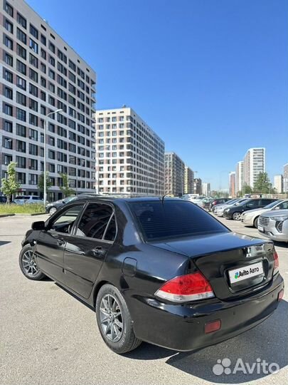 Mitsubishi Lancer 1.6 AT, 2005, 275 000 км