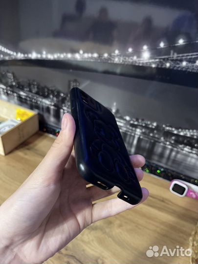 Чехол на iPhone 12