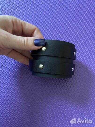 Кожаный браслет