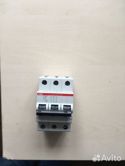 Автоматический выключатель abb S 203 C 10/16/25