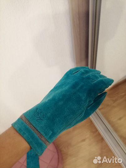 Перчатки женские