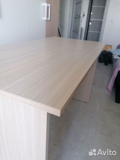 Письменный стол 120 см