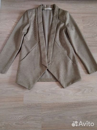 Брючный костюм женский