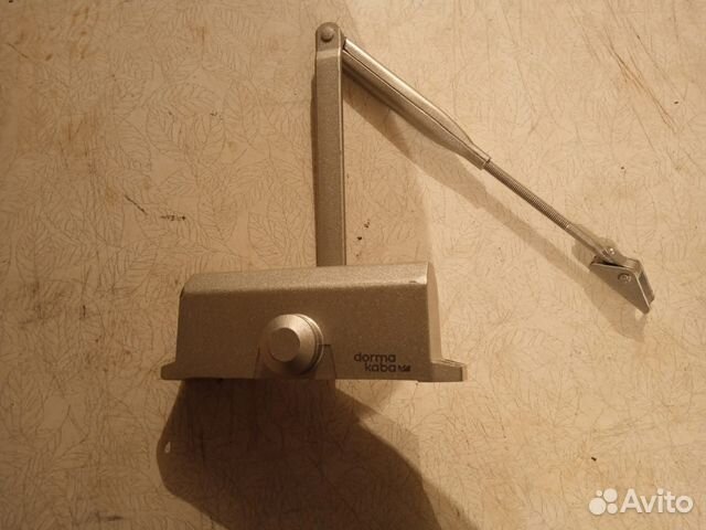 Доводчик дверной