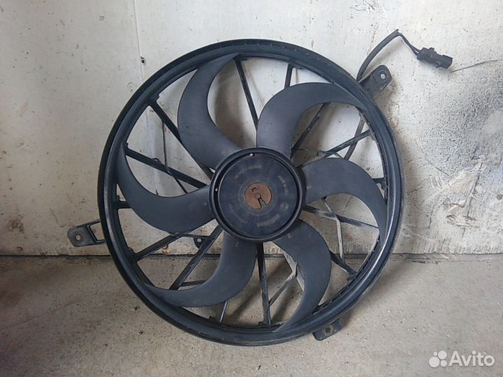 Вентилятор охлаждения Jeep Grand Cherokee WJ