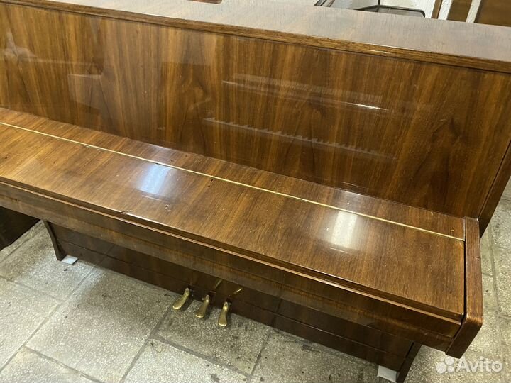 Пианино Petrof Сонатина