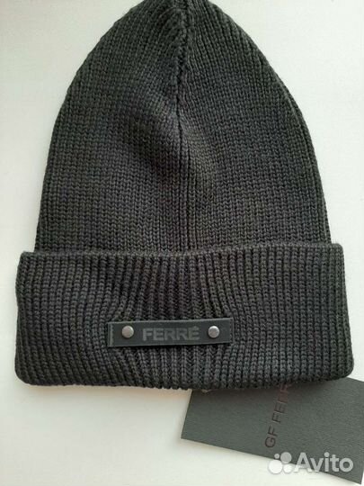 Шапка для мальчика новая.Италия