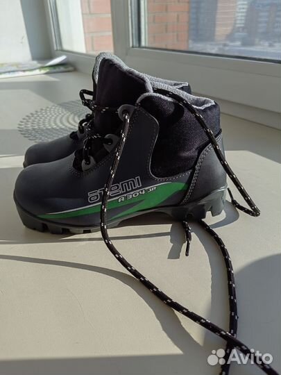 Лыжные ботинки atemi