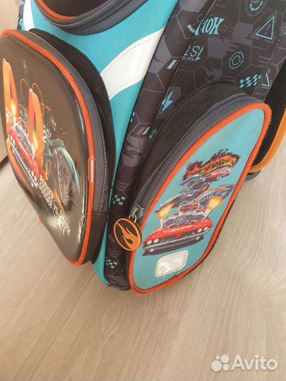 Школьный рюкзак