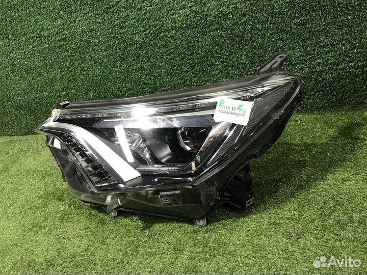 Фара левая Toyota RAV4