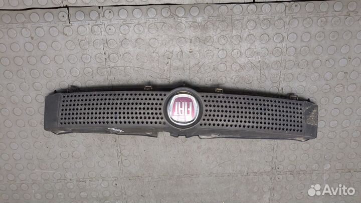 Решетка радиатора Fiat Panda, 2010