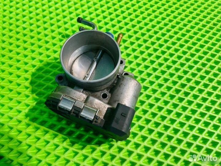 Дроссельная заслонка Audi A6 C6 2006